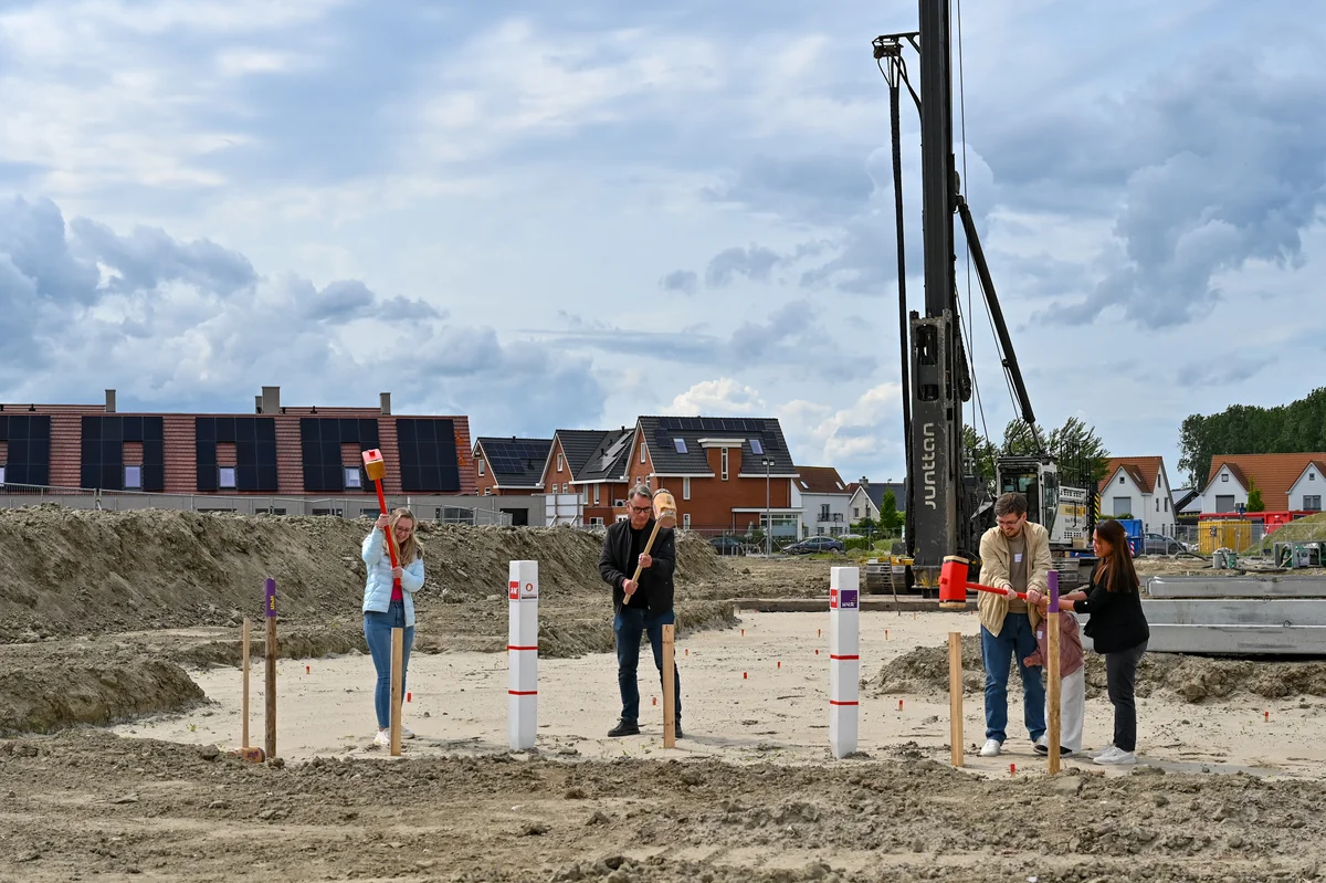 Buren ontmoeten elkaar tijdens feestelijke start bouw The One en Kraanvogel fase 2