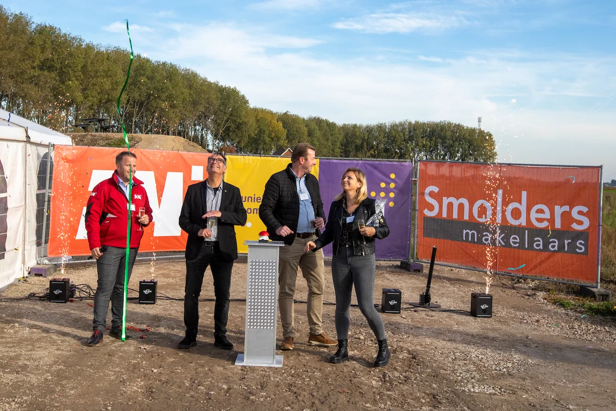Bouw 3 projecten symbolisch gestart